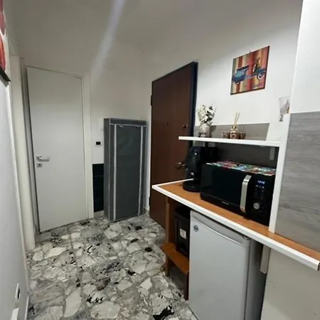 Eco Capuana - Station * Neapel